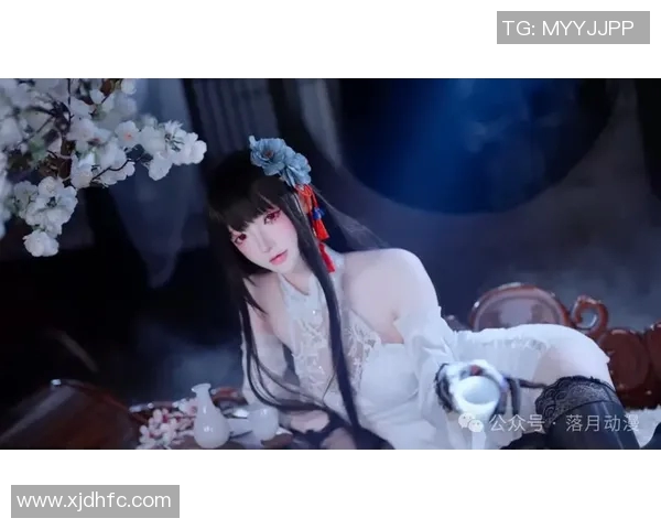 惊悚！COS女网红命丧男友之手，男子被抓，知情人透露更深层内幕(女网红死)